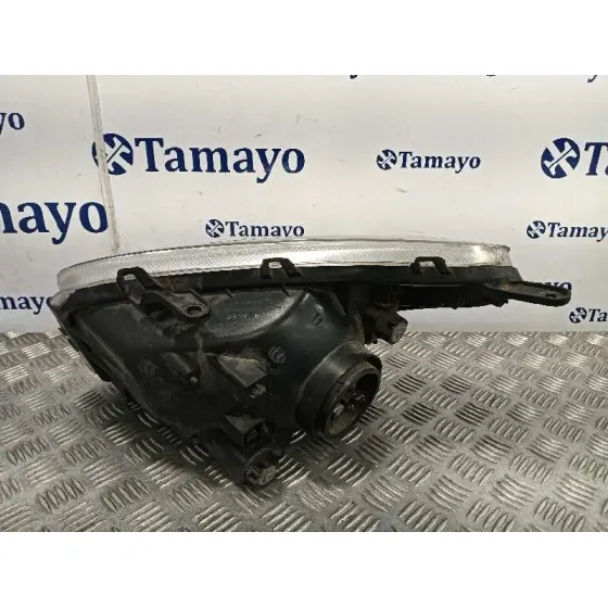 Faro Derecho para Toyota Rav 4 (A2)
