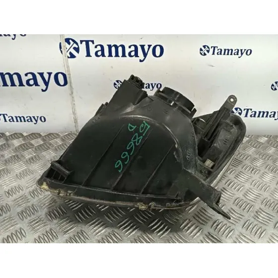 Faro Derecho para Toyota Rav 4 (A2)
