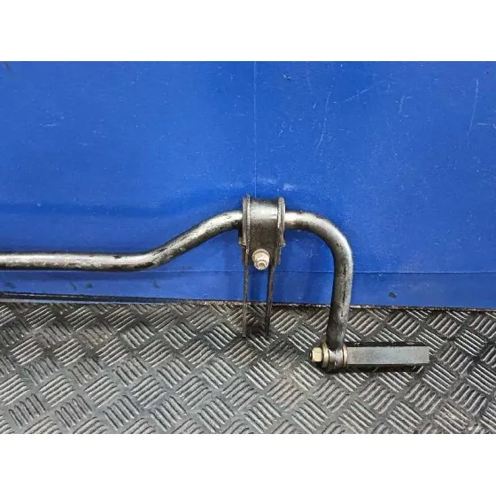 Barra Estabilizadora Trasera para Nissan Cabstar 01.04 ->