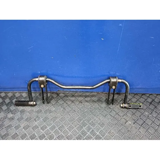 Barra Estabilizadora Trasera para Nissan Cabstar 01.04 ->