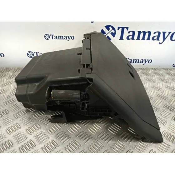 Guantera para Renault Clio V