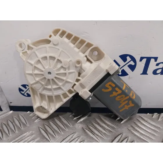 Motor Elevalunas Trasero Derecho para Mercedes-Benz Clase B (W245)