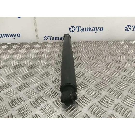 Amortiguador Trasero para Nissan Cabstar 01.04 ->