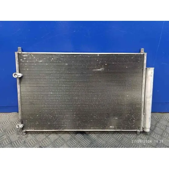 Condensador / Radiador Aire Acondicionado para Toyota Auris (_E18_)