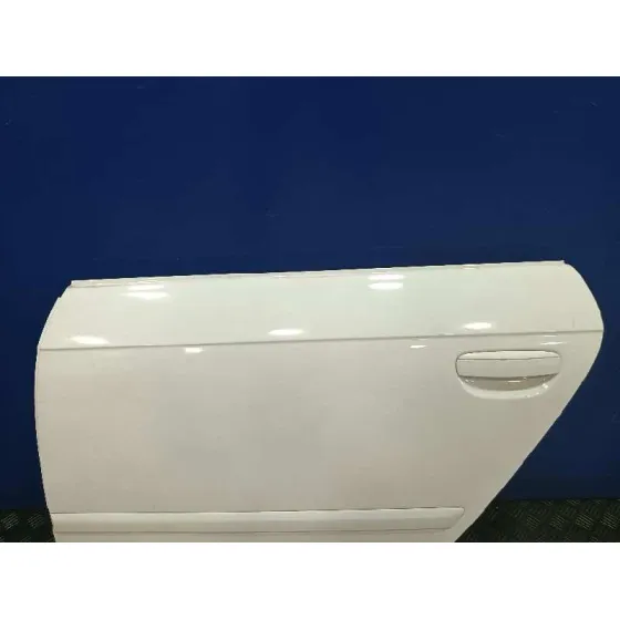 Puerta Trasera Izquierda para Audi A3 Sportback (8P)