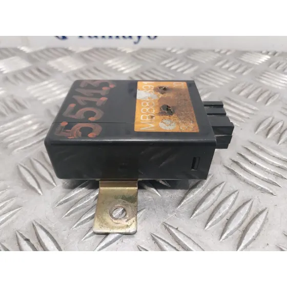 Rele para Mitsubishi Montero (V20/V40)
