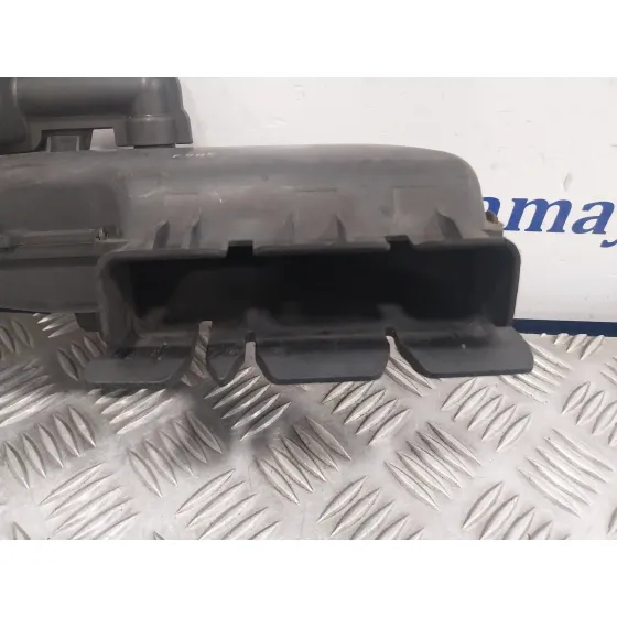 Toma De Aire para Mazda 3 Lim. (Bl)