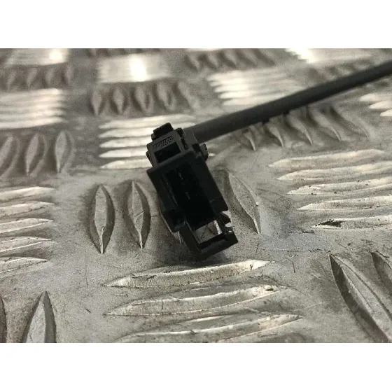 Enganche Cinturon Delantero Derecho para Skoda Octavia Combi (1U5)