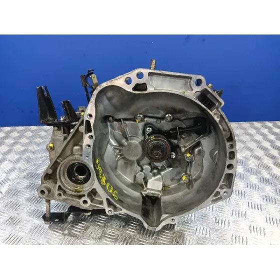 Caja Cambios para Nissan Micra (K12E)