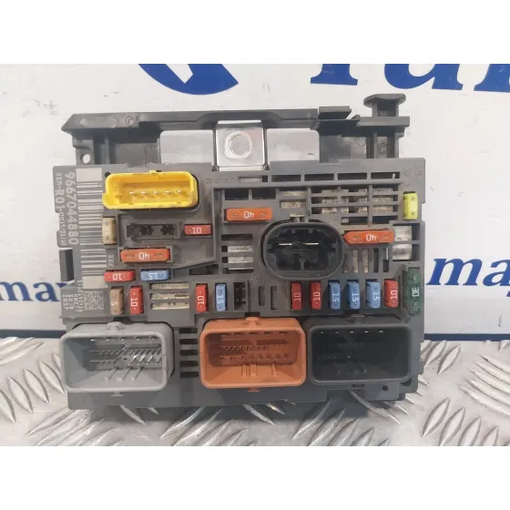 Caja Reles / Fusibles para Citroën C4 Grand Picasso