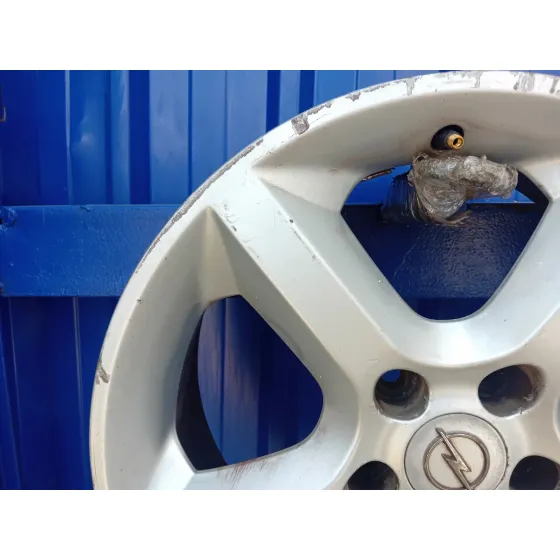 Llanta para Opel Astra Gtc