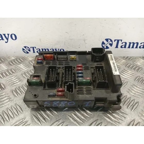 Caja Reles / Fusibles para Peugeot 307 (S1)