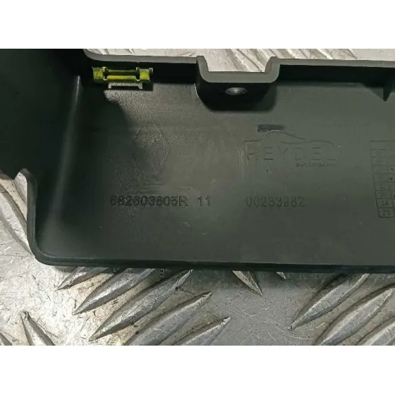 Moldura para Nissan Interstar