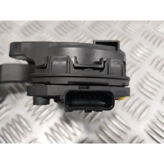 Pedal Acelerador para Nissan Interstar