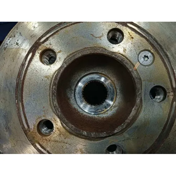 Mangueta Delantera Derecha para Nissan Interstar