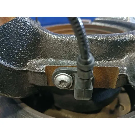 Mangueta Delantera Izquierda para Nissan Interstar