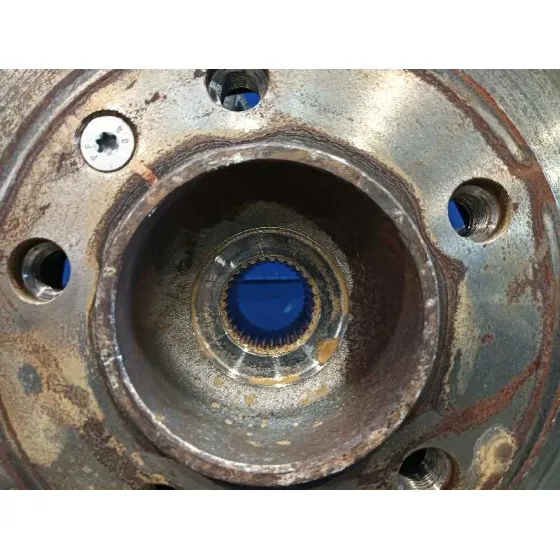 Mangueta Delantera Izquierda para Nissan Interstar