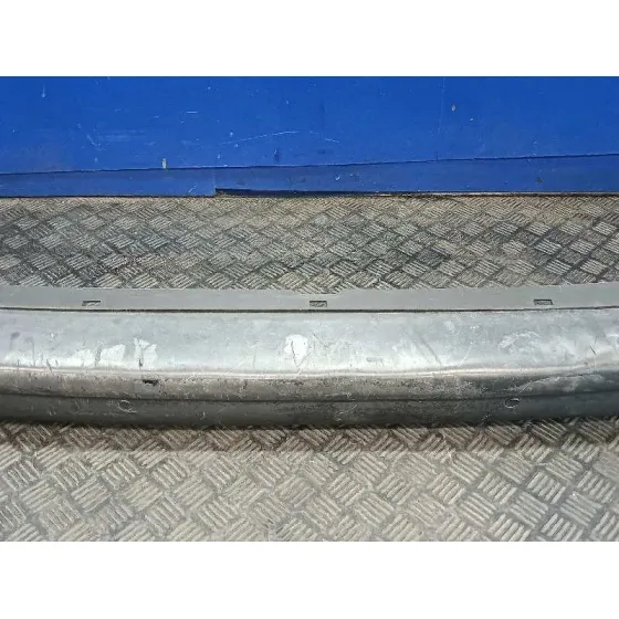 Paragolpes Trasero para Volkswagen T5 Transporter (7E)