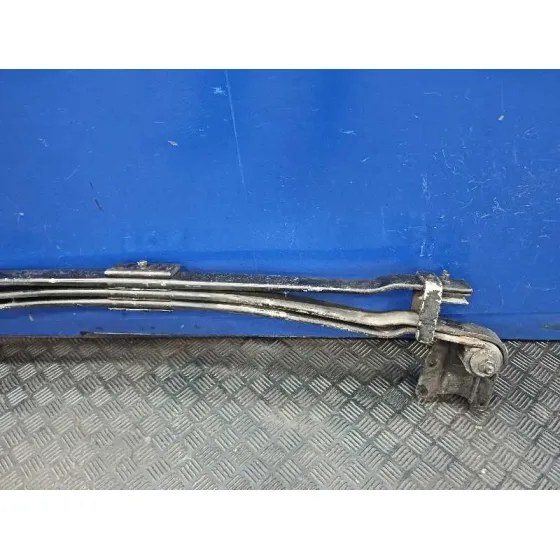 Ballesta Trasera para Nissan Cabstar 01.04 ->