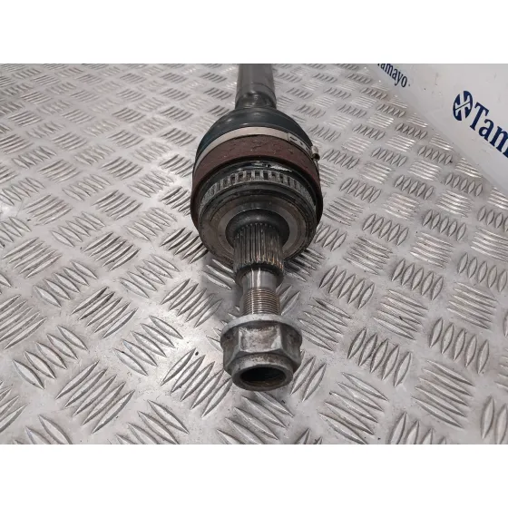 Transmision Delantera Derecha para Mercedes-Benz Clase M (W163)