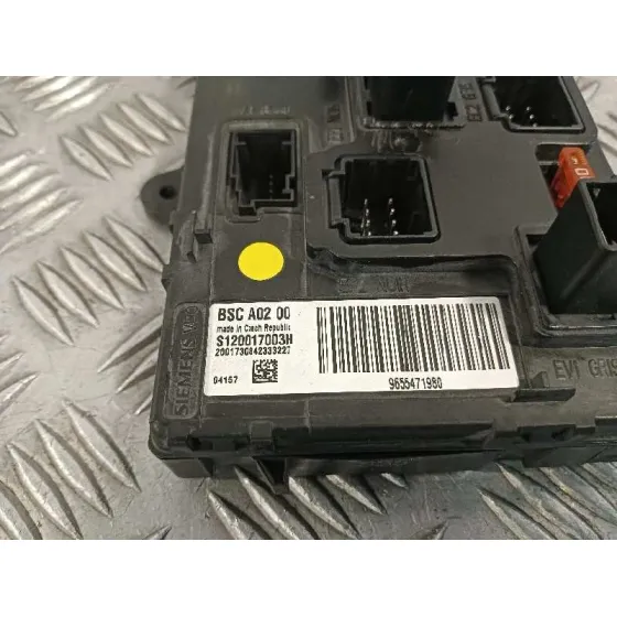 Caja Reles / Fusibles para Peugeot 407