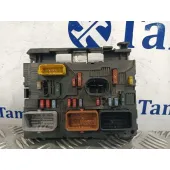 Caja Reles / Fusibles para Peugeot 307 Cc (S2)