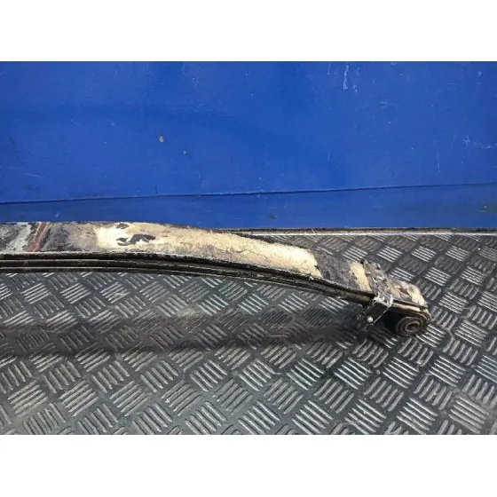 Ballesta Delantera para Nissan Patrol (K/W260)