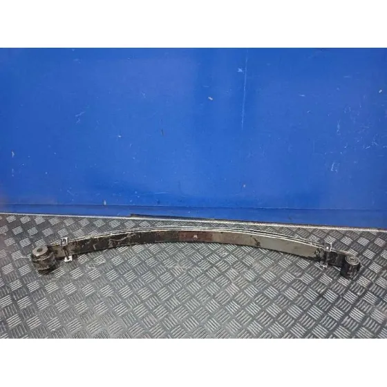 Ballesta Delantera para Nissan Patrol (K/W260)
