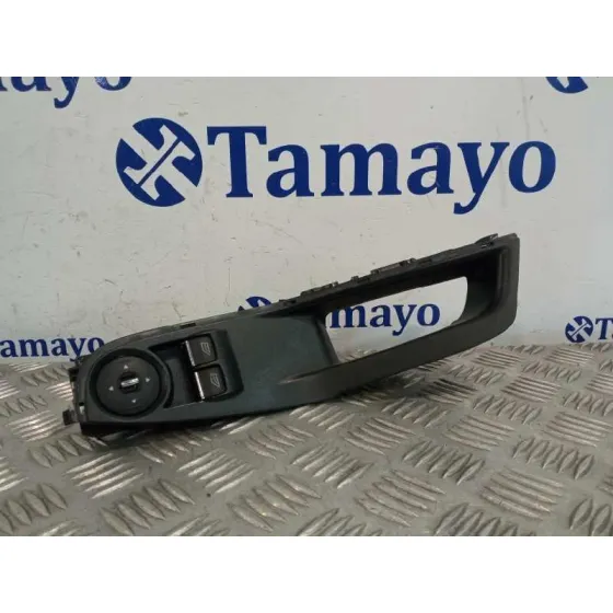 Mando Elevalunas Delantero Izquierdo para Ford Fiesta (Ccn)