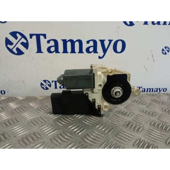 Motor Elevalunas Delantero Derecho para Seat Leon (1M1)