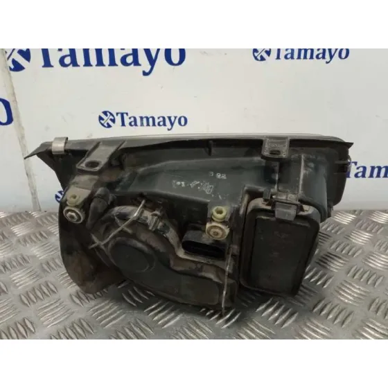 Faro Izquierdo para Volkswagen Bora Berlina (1J2)