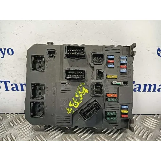 Caja Reles / Fusibles para Citroën Xsara Picasso