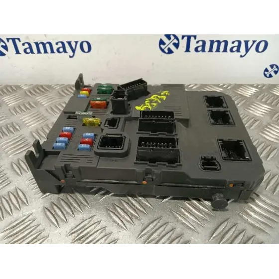 Caja Reles / Fusibles para Citroën Xsara Picasso