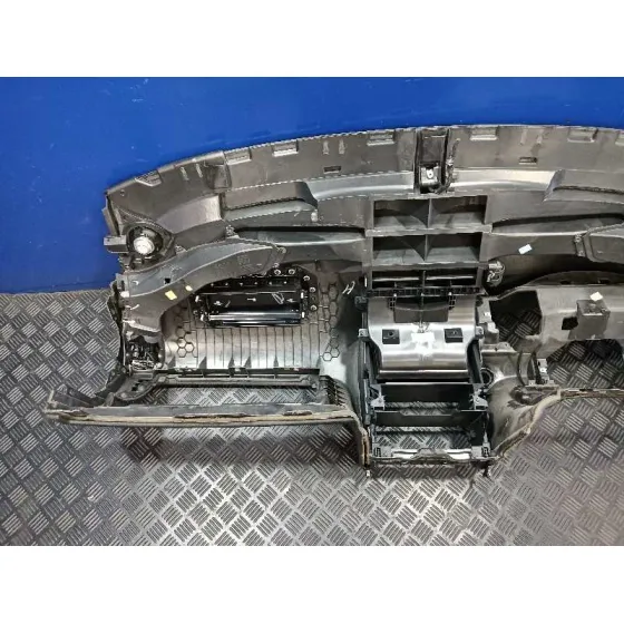 Salpicadero para Audi Q7 (4L)