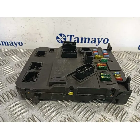 Caja Reles / Fusibles para Citroën Ds3