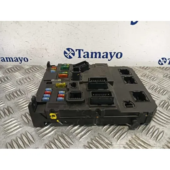 Caja Reles / Fusibles para Citroën Ds3