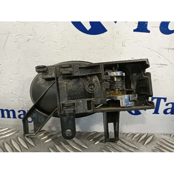 Maneta Interior Delantera Izquierda para Nissan Juke (F15)