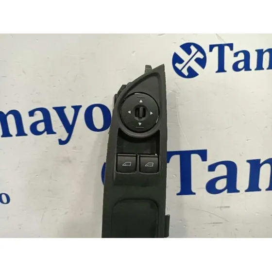 Mando Elevalunas Delantero Izquierdo para Ford Focus (2014-2018)