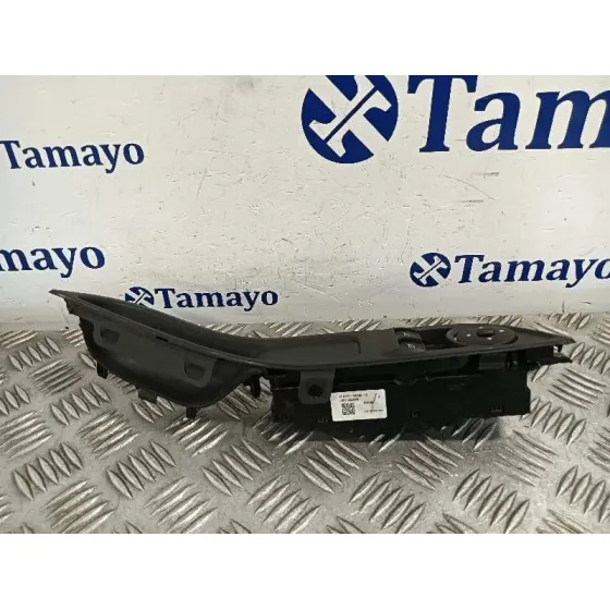 Mando Elevalunas Delantero Izquierdo para Ford Focus (2014-2018)