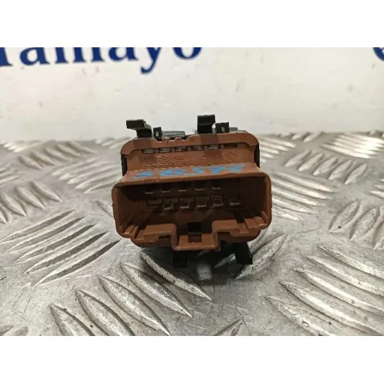 Mando Elevalunas Delantero Izquierdo para Renault Scenic Ii