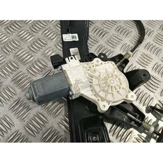 Elevalunas Delantero Izquierdo para Ford Focus (2014-2018)