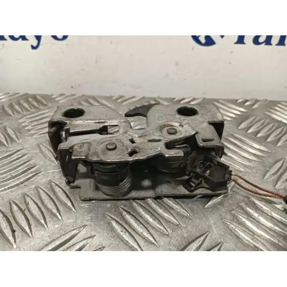 Cerradura Puerta Delantera Derecha para Volkswagen Passat Lim. (3G2)