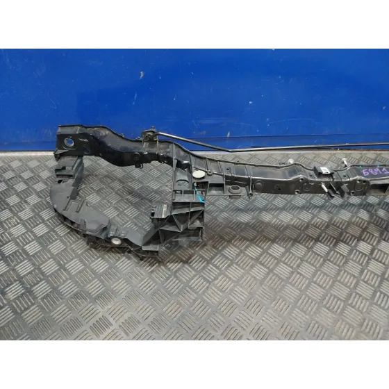 Panel Frontal para Ford Focus (2014-2018)