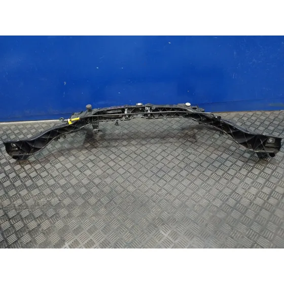 Panel Frontal para Ford Focus (2014-2018)
