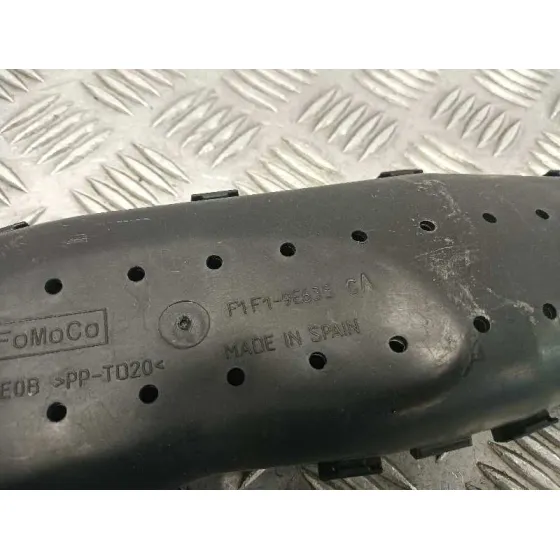 Tubo para Ford Focus (2014-2018)