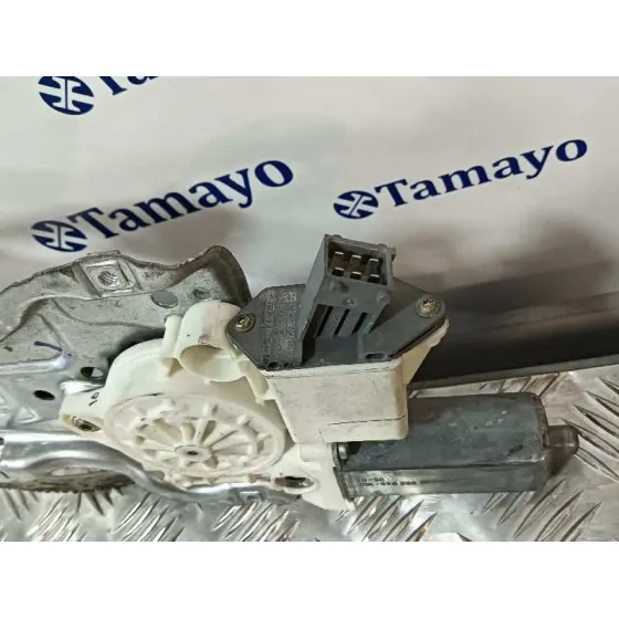 Elevalunas Delantero Derecho para Toyota Avensis Wagon (T25)