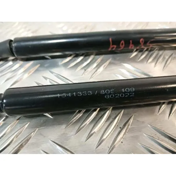 Amortiguadores Maletero / Porton para Toyota Avensis Wagon (T25)