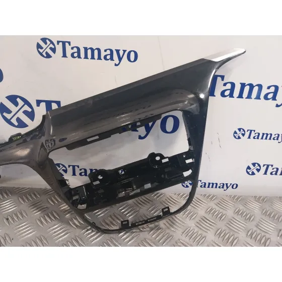 Moldura para Peugeot 208