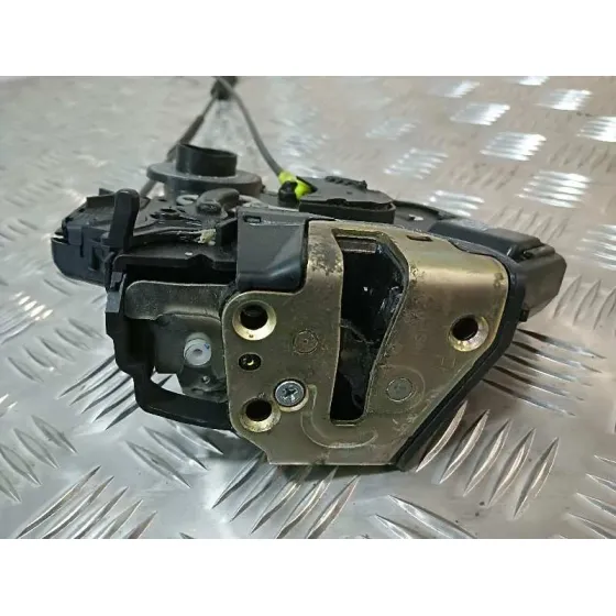 Cerradura Puerta Trasera Derecha para Toyota Avensis Wagon (T25)