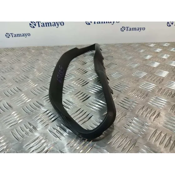 Moldura para Peugeot 208